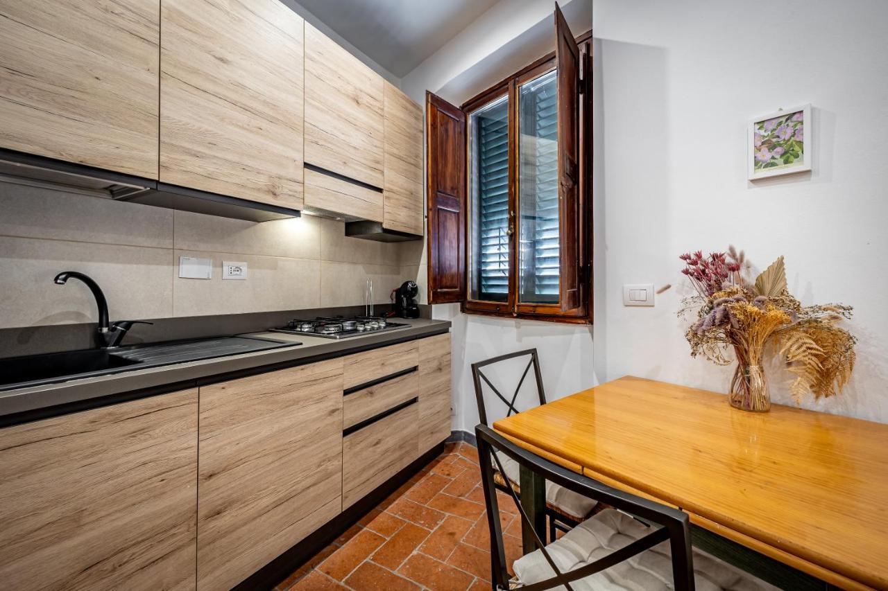 Roommo Via Dei Pilastri Ambra Florence Luaran gambar