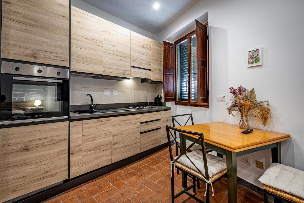Roommo Via Dei Pilastri Ambra Florence Luaran gambar