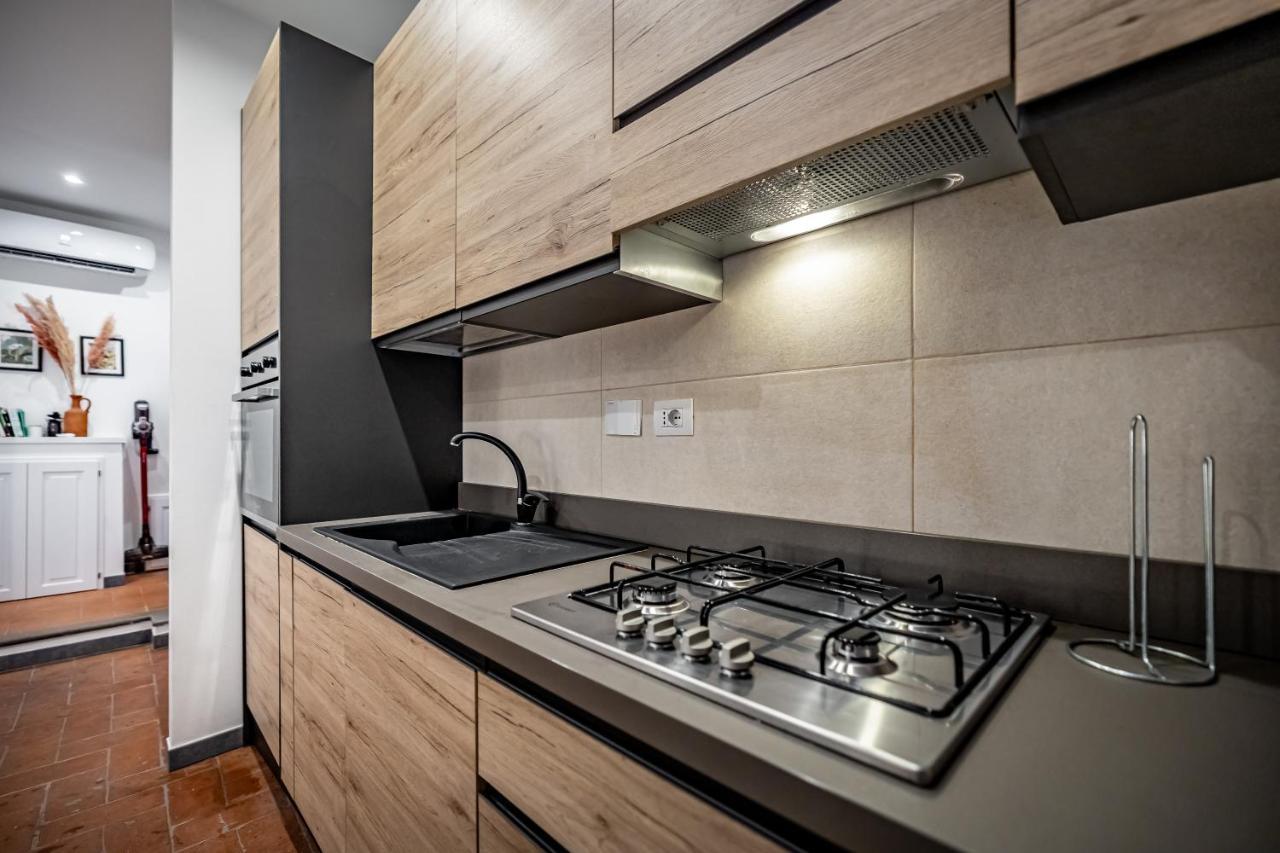 Roommo Via Dei Pilastri Ambra Florence Luaran gambar